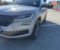 Серый Шкода Kodiaq, объемом двигателя 1.97 л и пробегом 215 тыс. км за 29700 $, фото 5 на Automoto.ua