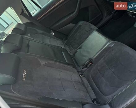 Сірий Шкода Kodiaq, об'ємом двигуна 2 л та пробігом 150 тис. км за 28999 $, фото 53 на Automoto.ua