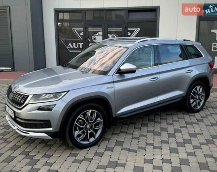 Сірий Шкода Kodiaq, об'ємом двигуна 2 л та пробігом 150 тис. км за 28999 $, фото 7 на Automoto.ua