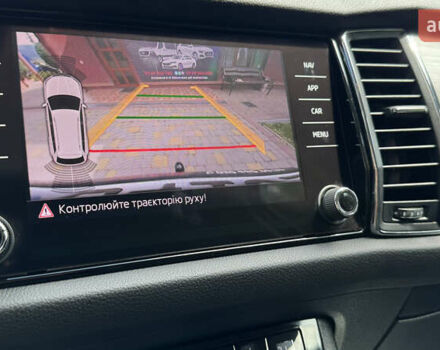 Серый Шкода Kodiaq, объемом двигателя 1.97 л и пробегом 186 тыс. км за 25500 $, фото 129 на Automoto.ua