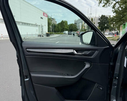 Сірий Шкода Kodiaq, об'ємом двигуна 1.98 л та пробігом 117 тис. км за 25500 $, фото 2 на Automoto.ua