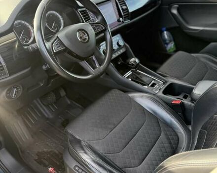 Серый Шкода Kodiaq, объемом двигателя 1.97 л и пробегом 167 тыс. км за 25400 $, фото 10 на Automoto.ua