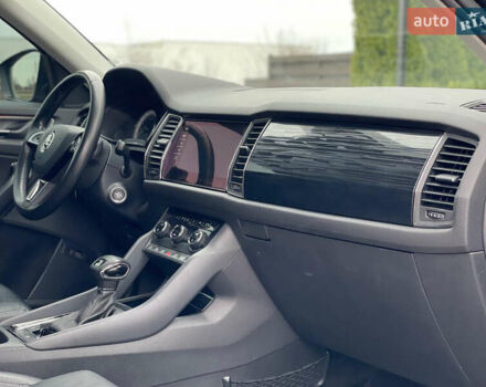 Сірий Шкода Kodiaq, об'ємом двигуна 1.97 л та пробігом 229 тис. км за 26999 $, фото 57 на Automoto.ua