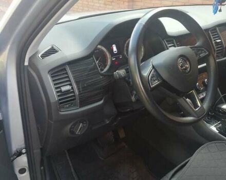 Шкода Kodiaq 2018 в Одессе на Automoto.ua Серый Шкода Kodiaq, объемом двигателя 1.98 л и пробегом 38 тыс. км за 30000 $, фото 11 на Automoto.ua