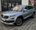 Сірий Шкода Kodiaq, об'ємом двигуна 2 л та пробігом 150 тис. км за 28999 $, фото 4 на Automoto.ua