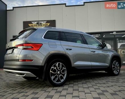 Сірий Шкода Kodiaq, об'ємом двигуна 2 л та пробігом 150 тис. км за 28999 $, фото 20 на Automoto.ua