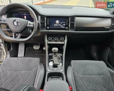 Серый Шкода Kodiaq, объемом двигателя 1.97 л и пробегом 193 тыс. км за 30700 $, фото 29 на Automoto.ua