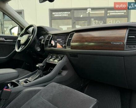 Сірий Шкода Kodiaq, об'ємом двигуна 2 л та пробігом 150 тис. км за 28999 $, фото 56 на Automoto.ua