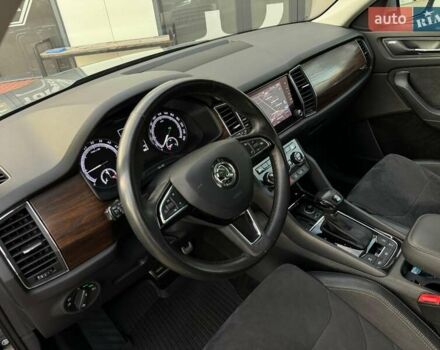 Сірий Шкода Kodiaq, об'ємом двигуна 2 л та пробігом 150 тис. км за 28999 $, фото 38 на Automoto.ua
