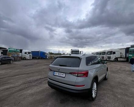 Серый Шкода Kodiaq, объемом двигателя 1.97 л и пробегом 283 тыс. км за 28200 $, фото 5 на Automoto.ua