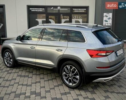 Сірий Шкода Kodiaq, об'ємом двигуна 2 л та пробігом 150 тис. км за 28999 $, фото 31 на Automoto.ua