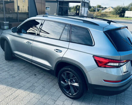 Серый Шкода Kodiaq, объемом двигателя 1.97 л и пробегом 236 тыс. км за 23999 $, фото 5 на Automoto.ua