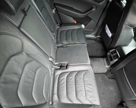 Серый Шкода Kodiaq, объемом двигателя 1.97 л и пробегом 283 тыс. км за 28200 $, фото 13 на Automoto.ua