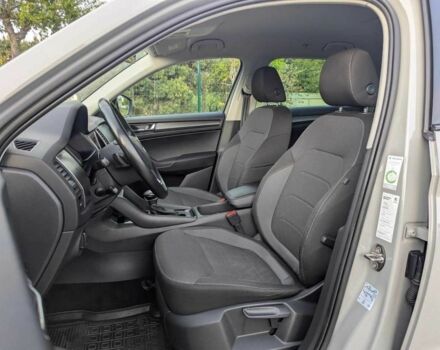 Серый Шкода Kodiaq, объемом двигателя 2 л и пробегом 220 тыс. км за 24999 $, фото 23 на Automoto.ua