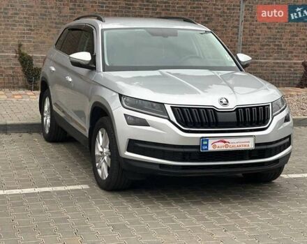 Серый Шкода Kodiaq, объемом двигателя 1.98 л и пробегом 38 тыс. км за 29999 $, фото 3 на Automoto.ua