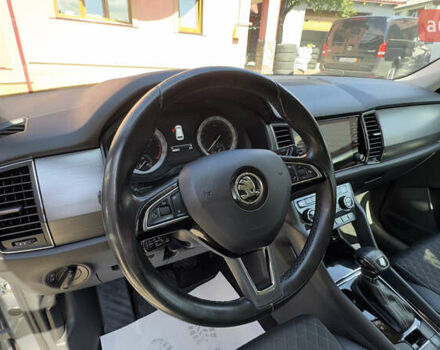 Серый Шкода Kodiaq, объемом двигателя 1.97 л и пробегом 186 тыс. км за 25500 $, фото 45 на Automoto.ua