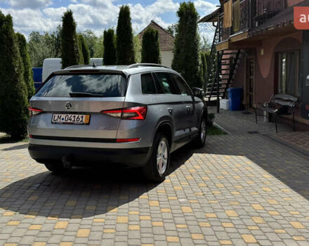 Серый Шкода Kodiaq, объемом двигателя 1.97 л и пробегом 186 тыс. км за 25500 $, фото 147 на Automoto.ua