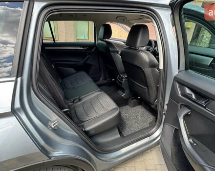 Серый Шкода Kodiaq, объемом двигателя 1.97 л и пробегом 186 тыс. км за 25500 $, фото 143 на Automoto.ua