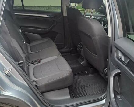 Серый Шкода Kodiaq, объемом двигателя 1.98 л и пробегом 230 тыс. км за 21000 $, фото 7 на Automoto.ua