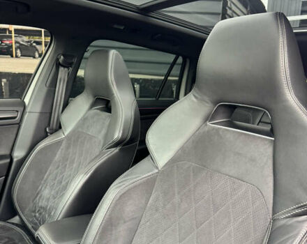 Серый Шкода Kodiaq, объемом двигателя 1.97 л и пробегом 194 тыс. км за 33000 $, фото 4 на Automoto.ua