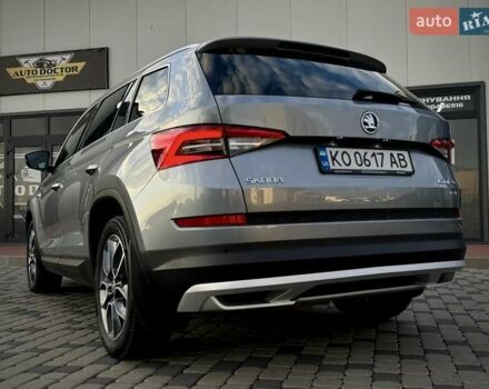 Сірий Шкода Kodiaq, об'ємом двигуна 2 л та пробігом 150 тис. км за 28999 $, фото 28 на Automoto.ua