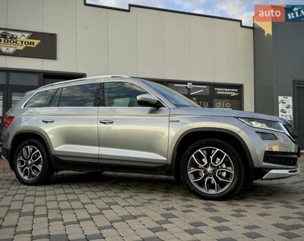 Сірий Шкода Kodiaq, об'ємом двигуна 2 л та пробігом 150 тис. км за 28999 $, фото 18 на Automoto.ua