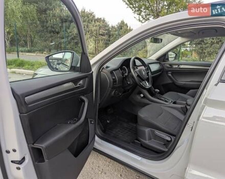Серый Шкода Kodiaq, объемом двигателя 2 л и пробегом 220 тыс. км за 23999 $, фото 20 на Automoto.ua