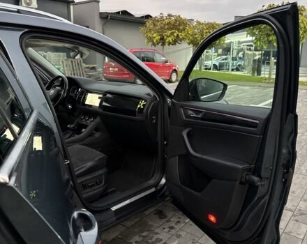 Серый Шкода Kodiaq, объемом двигателя 2 л и пробегом 227 тыс. км за 27800 $, фото 14 на Automoto.ua