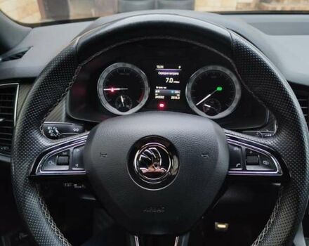 Серый Шкода Kodiaq, объемом двигателя 1.97 л и пробегом 243 тыс. км за 28700 $, фото 10 на Automoto.ua