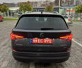 Серый Шкода Kodiaq, объемом двигателя 1.97 л и пробегом 227 тыс. км за 28500 $, фото 5 на Automoto.ua