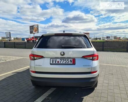 Сірий Шкода Kodiaq, об'ємом двигуна 1.97 л та пробігом 165 тис. км за 27999 $, фото 11 на Automoto.ua