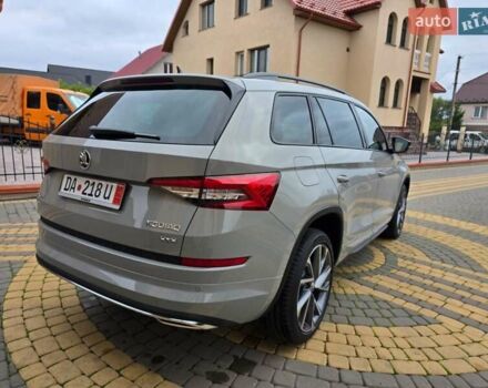 Серый Шкода Kodiaq, объемом двигателя 1.97 л и пробегом 193 тыс. км за 30700 $, фото 5 на Automoto.ua