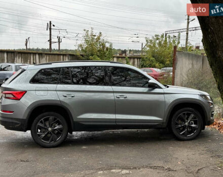 Серый Шкода Kodiaq, объемом двигателя 1.97 л и пробегом 231 тыс. км за 27850 $, фото 1 на Automoto.ua
