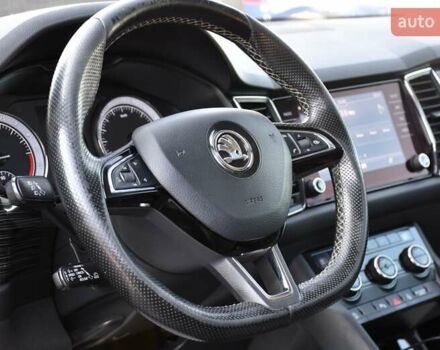 Сірий Шкода Kodiaq, об'ємом двигуна 1.97 л та пробігом 158 тис. км за 23500 $, фото 24 на Automoto.ua