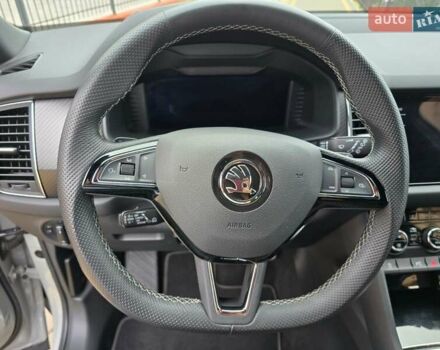 Серый Шкода Kodiaq, объемом двигателя 1.97 л и пробегом 193 тыс. км за 30700 $, фото 27 на Automoto.ua
