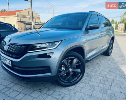 Серый Шкода Kodiaq, объемом двигателя 1.97 л и пробегом 235 тыс. км за 24444 $, фото 4 на Automoto.ua