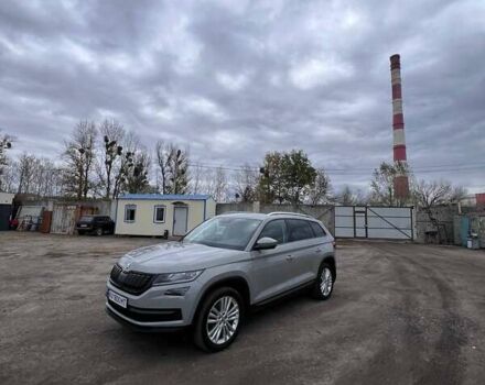 Серый Шкода Kodiaq, объемом двигателя 1.97 л и пробегом 283 тыс. км за 28200 $, фото 3 на Automoto.ua
