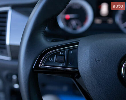 Серый Шкода Kodiaq, объемом двигателя 1.97 л и пробегом 63 тыс. км за 31990 $, фото 44 на Automoto.ua