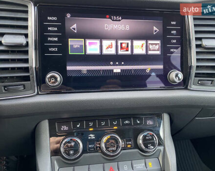 Сірий Шкода Kodiaq, об'ємом двигуна 1.98 л та пробігом 91 тис. км за 27500 $, фото 7 на Automoto.ua
