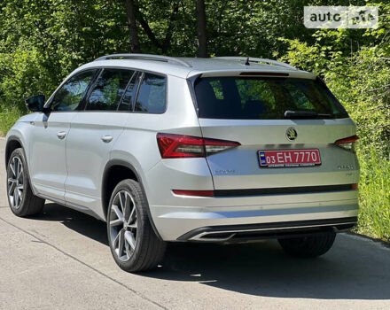 Серый Шкода Kodiaq, объемом двигателя 2 л и пробегом 197 тыс. км за 27400 $, фото 3 на Automoto.ua