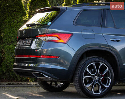 Серый Шкода Kodiaq, объемом двигателя 2 л и пробегом 92 тыс. км за 34999 $, фото 7 на Automoto.ua