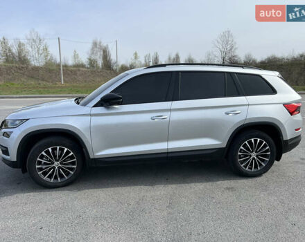 Серый Шкода Kodiaq, объемом двигателя 1.97 л и пробегом 162 тыс. км за 35000 $, фото 13 на Automoto.ua