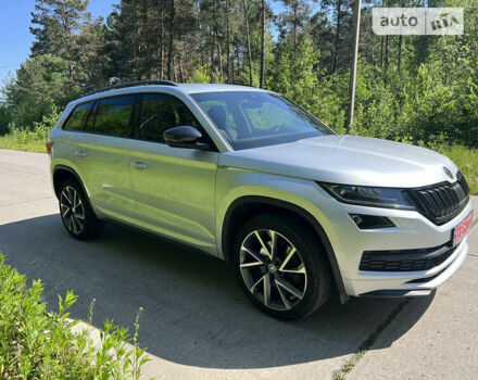 Серый Шкода Kodiaq, объемом двигателя 2 л и пробегом 197 тыс. км за 27400 $, фото 7 на Automoto.ua