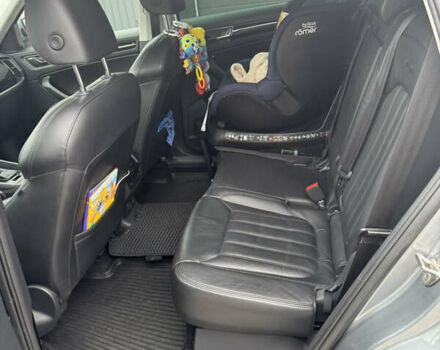 Серый Шкода Kodiaq, объемом двигателя 1.97 л и пробегом 93 тыс. км за 33500 $, фото 12 на Automoto.ua