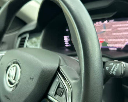 Серый Шкода Kodiaq, объемом двигателя 1.97 л и пробегом 195 тыс. км за 28000 $, фото 40 на Automoto.ua
