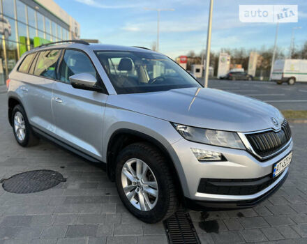 Серый Шкода Kodiaq, объемом двигателя 1.97 л и пробегом 52 тыс. км за 29950 $, фото 12 на Automoto.ua