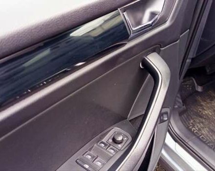 Серый Шкода Kodiaq, объемом двигателя 1.97 л и пробегом 218 тыс. км за 28600 $, фото 23 на Automoto.ua