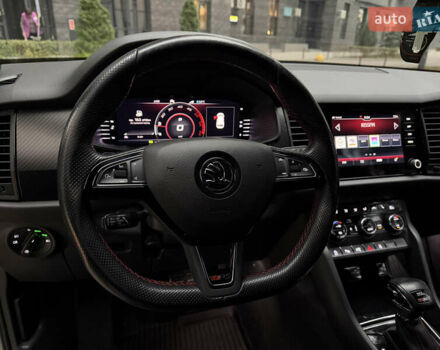 Серый Шкода Kodiaq, объемом двигателя 2 л и пробегом 210 тыс. км за 31500 $, фото 22 на Automoto.ua