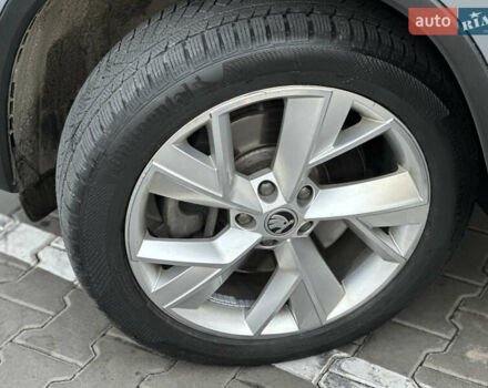 Сірий Шкода Kodiaq, об'ємом двигуна 2 л та пробігом 237 тис. км за 26499 $, фото 47 на Automoto.ua