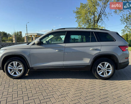 Серый Шкода Kodiaq, объемом двигателя 2 л и пробегом 190 тыс. км за 32000 $, фото 7 на Automoto.ua
